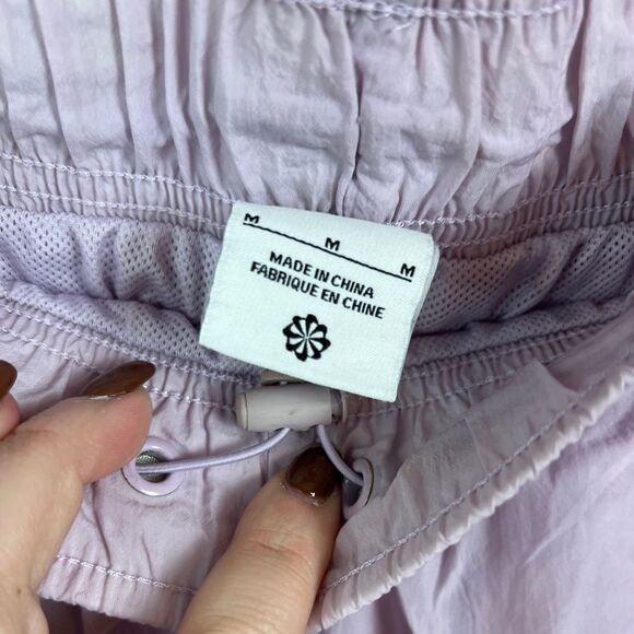 Nike Men’s Size Medium Lavender Purple Swim Trunks with Pockets - Picture 3 of 6